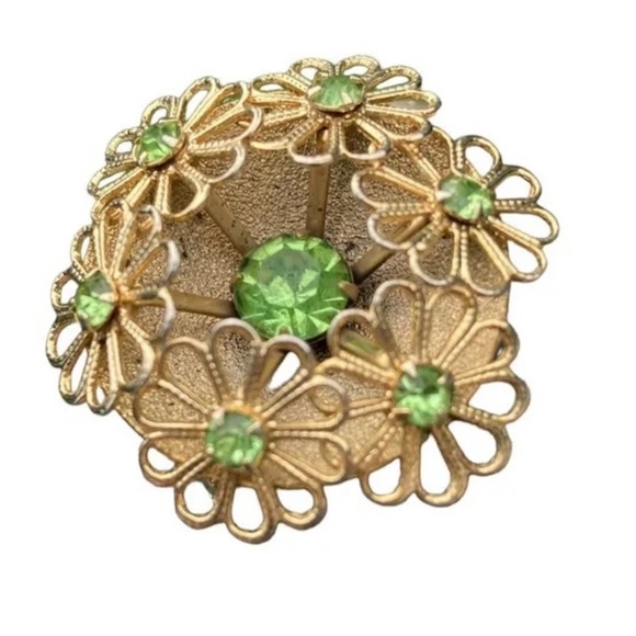 ❗️FINAL REDUCTION❗️ Vintage Gold Tone Rhinestone Flower Pin w/UG Stone - Picture 3 of 5